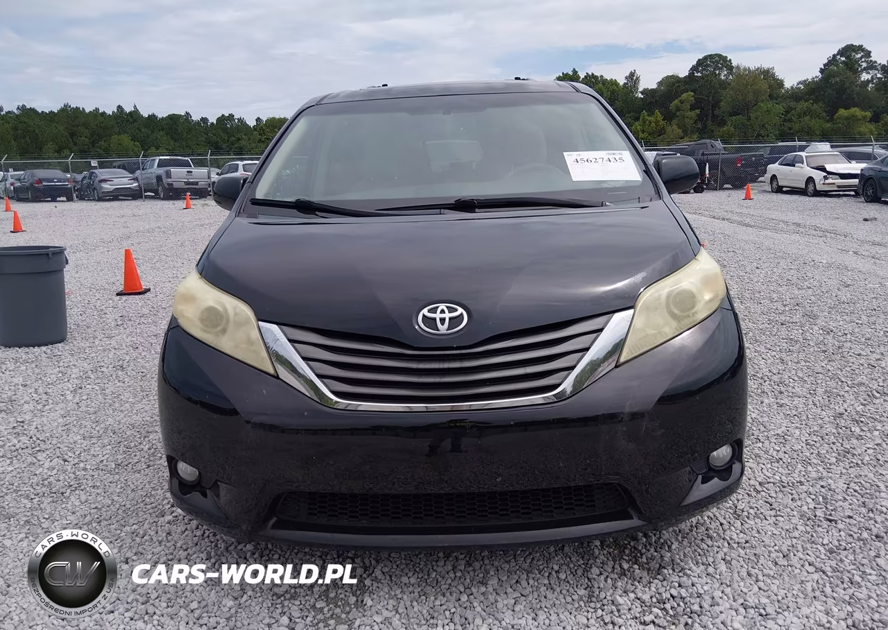 2011 Toyota Sienna Xle V6 VIN:5TDYK3DC8BS148173 - 12