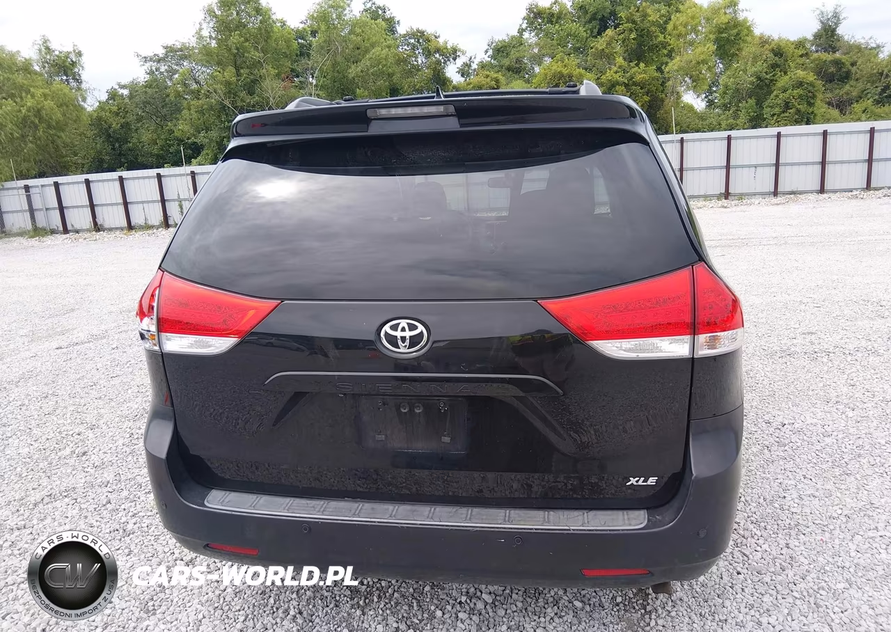 2011 Toyota Sienna Xle V6 VIN:5TDYK3DC8BS148173 - 16