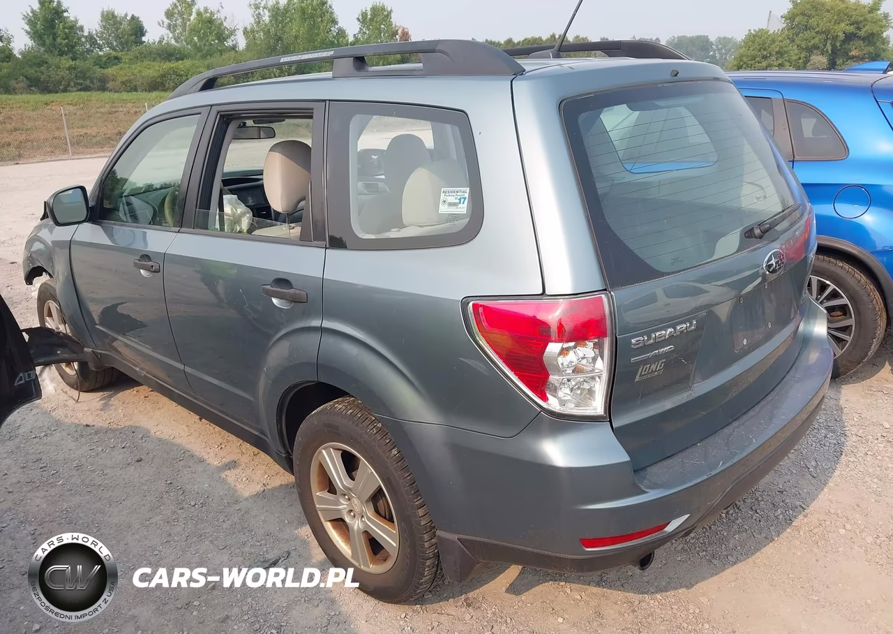 2013 Subaru Forester 2.5X VIN:JF2SHABC7DH435220 - 3