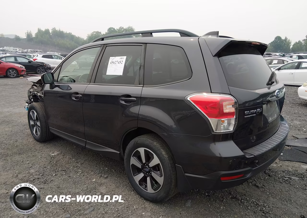 2018 Subaru Forester 2.5I Premium VIN:JF2SJAEC3JH543457 - 3