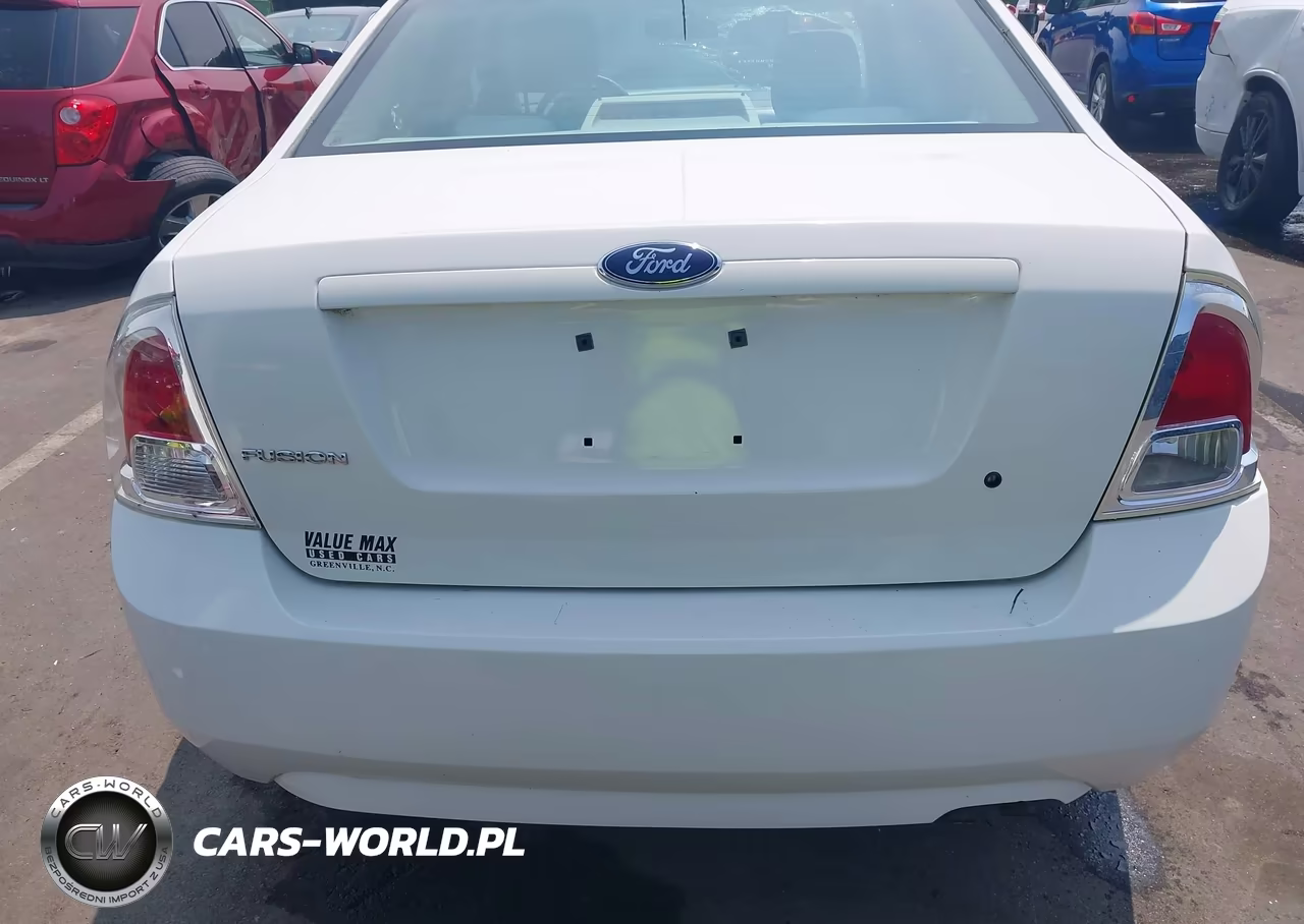 2009 Ford Fusion S VIN:3FAHP06Z79R130168 - 16