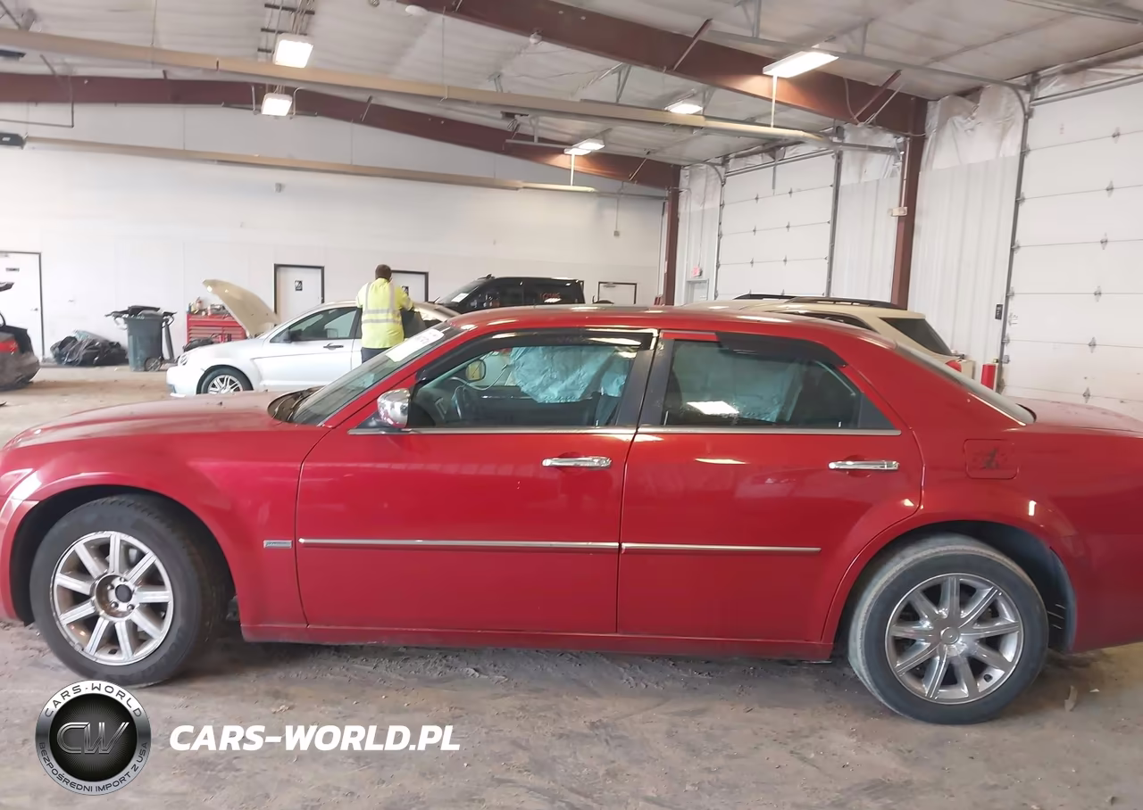 2010 Chrysler 300 Touring-Signature Series-Executive Series VIN:2C3CA5CV2AH112525 - 14