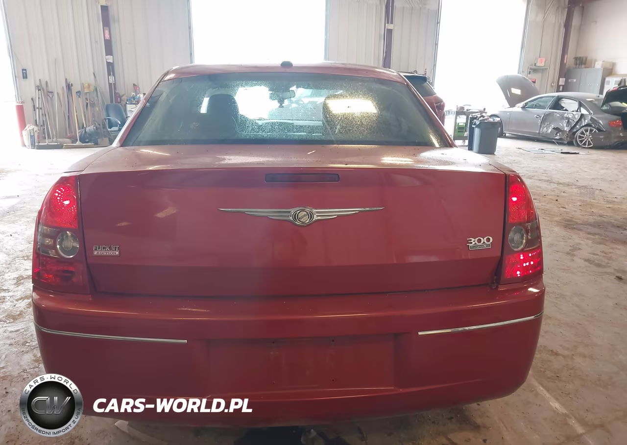 2010 Chrysler 300 Touring-Signature Series-Executive Series VIN:2C3CA5CV2AH112525 - 16