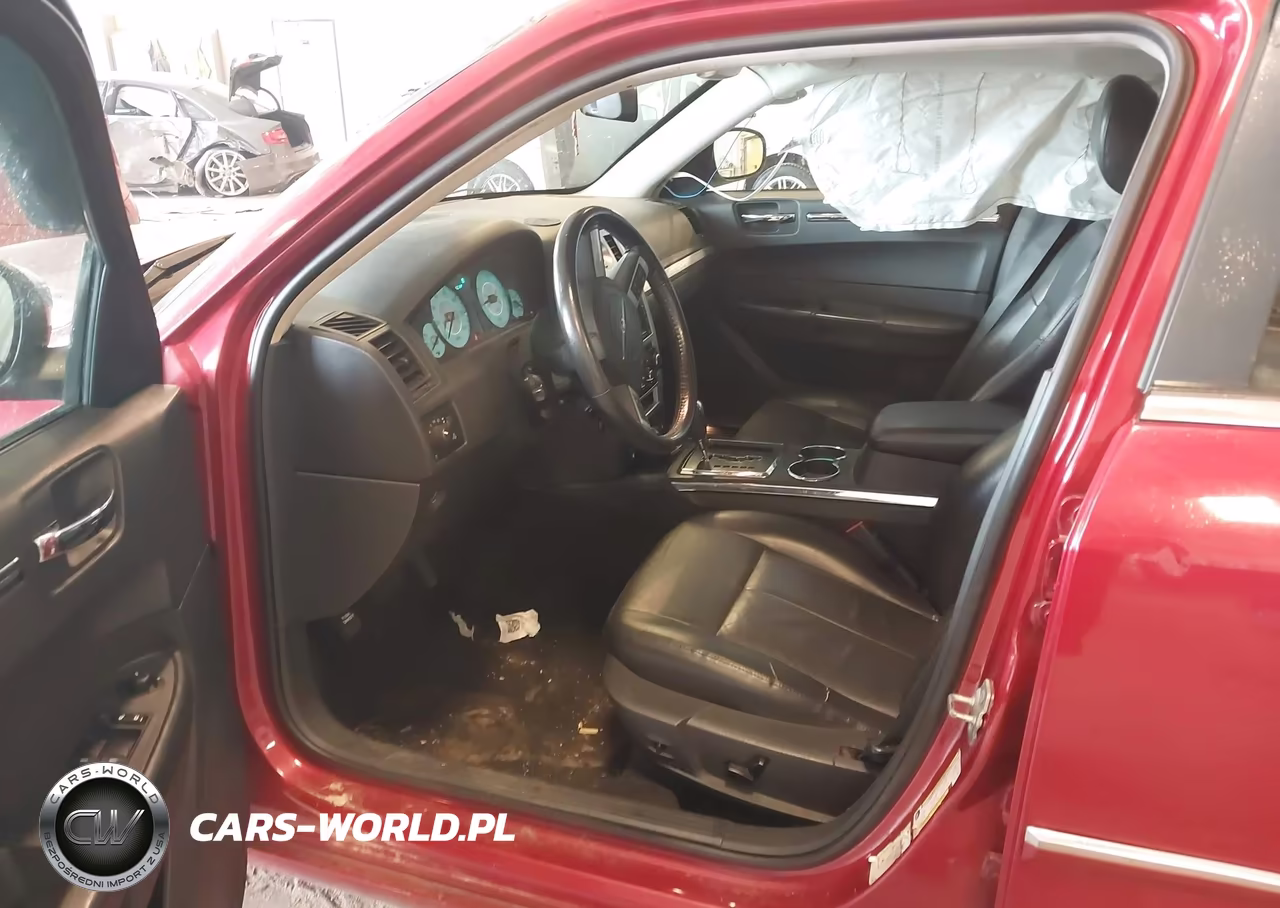 2010 Chrysler 300 Touring-Signature Series-Executive Series VIN:2C3CA5CV2AH112525 - 5