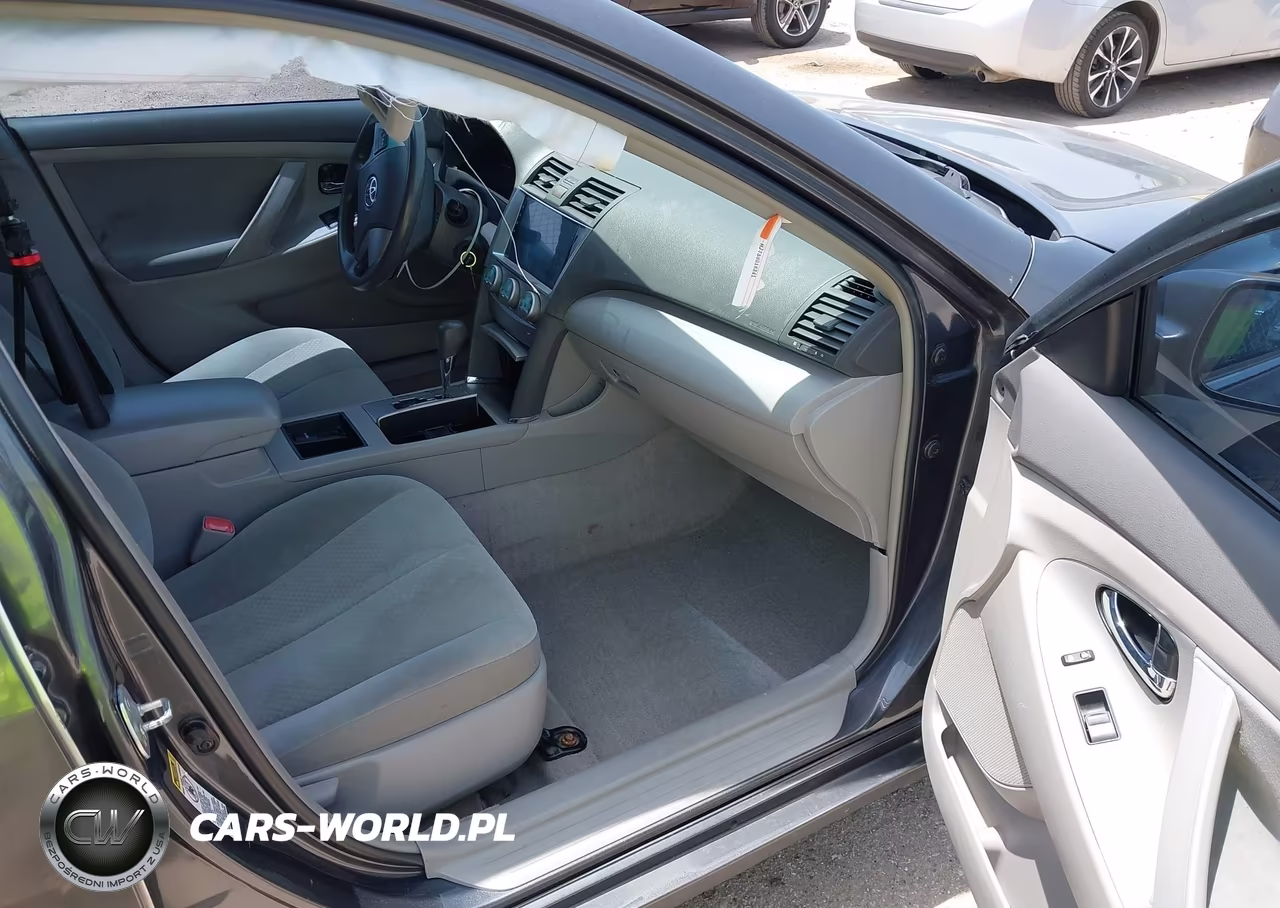 2009 Toyota Camry Le VIN:4T1BE46K49U375398 - 5