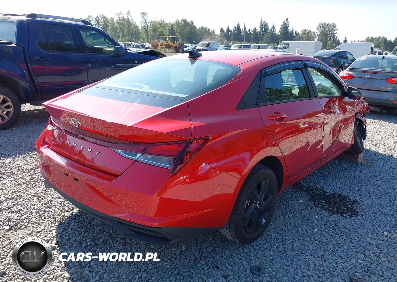 2023 Hyundai Elantra Sel VIN:5NPLM4AG9PH094946 - 4