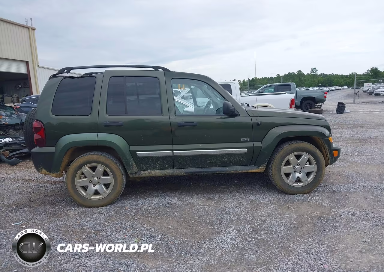 2006 Jeep Liberty Sport VIN:1J4GL48KX6W214092 - 14