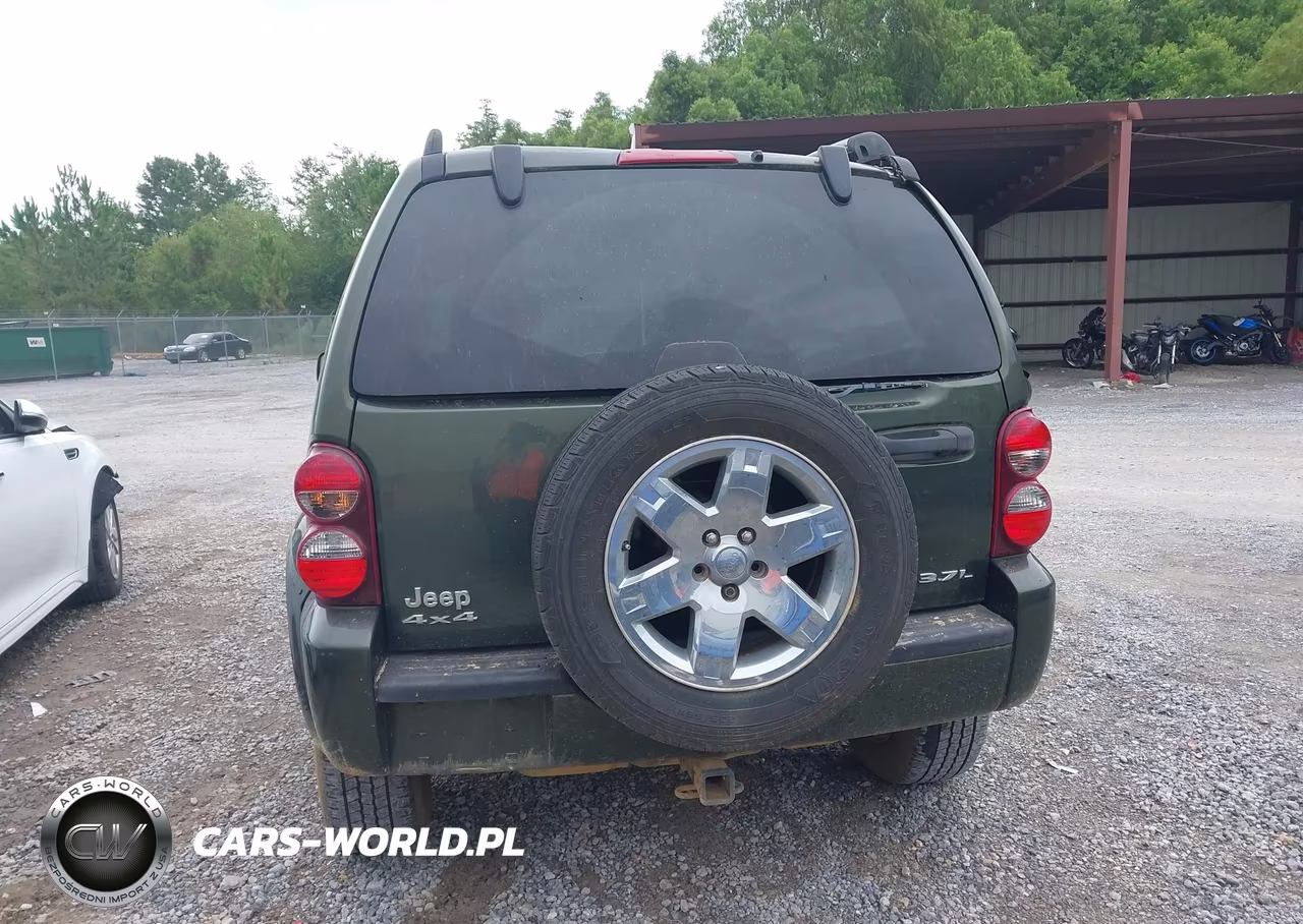 2006 Jeep Liberty Sport VIN:1J4GL48KX6W214092 - 16
