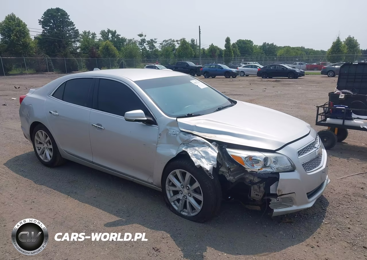 2013 Chevrolet Malibu 1Lz – zdjęcie 1 z 16