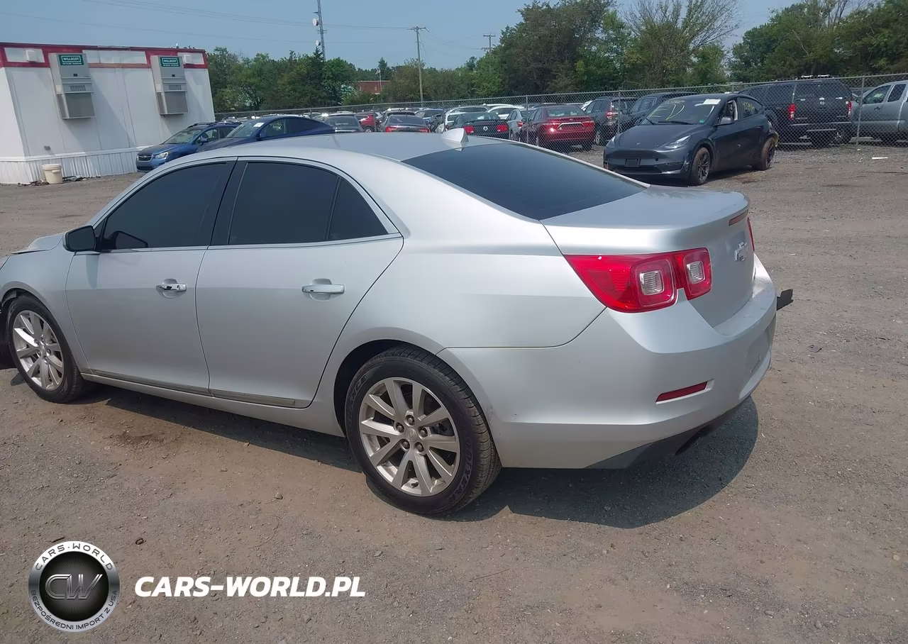 2013 Chevrolet Malibu 1Lz VIN:1G11H5SA5DF258123 - 3