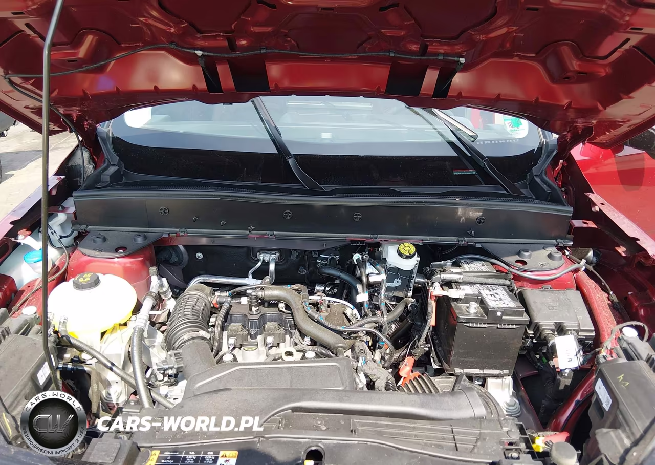 2025 Ford Bronco Sport Outer Banks VIN:3FMCR9CN4SRF36009 - 10