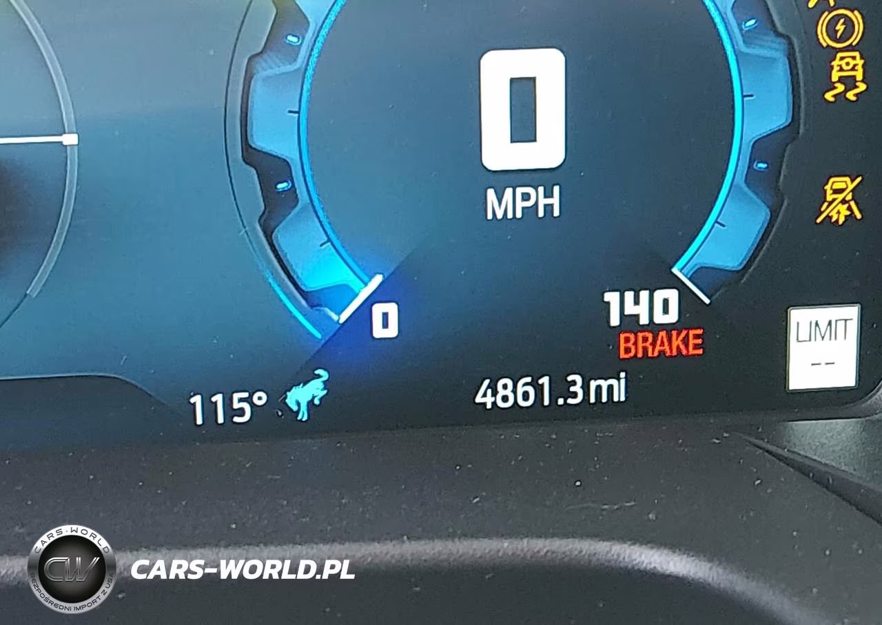 2025 Ford Bronco Sport Outer Banks VIN:3FMCR9CN4SRF36009 - 16