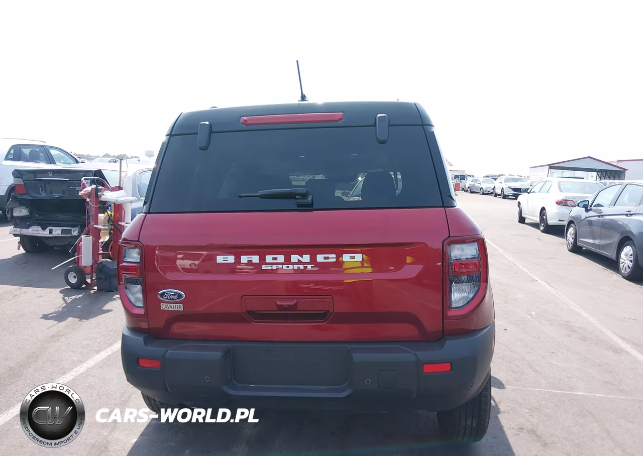 2025 Ford Bronco Sport Outer Banks VIN:3FMCR9CN4SRF36009 - 17