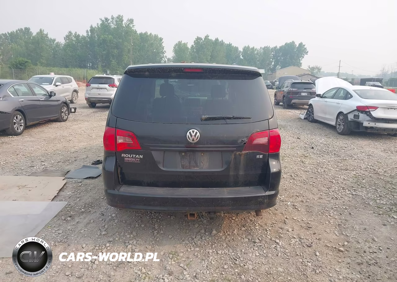 2010 Volkswagen Routan Se VIN:2V4RW3D11AR424407 - 16