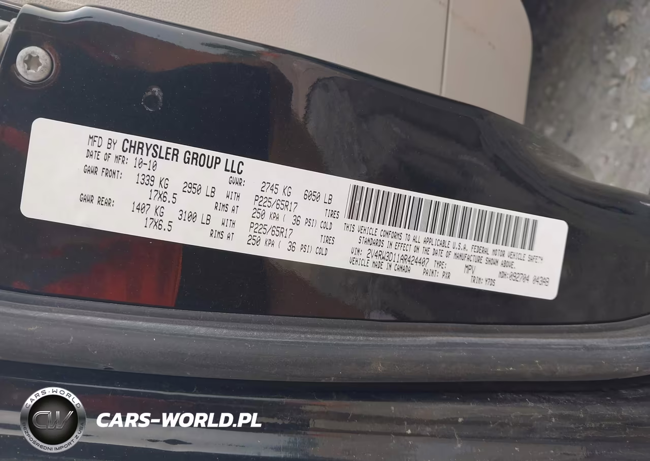 2010 Volkswagen Routan Se VIN:2V4RW3D11AR424407 - 9