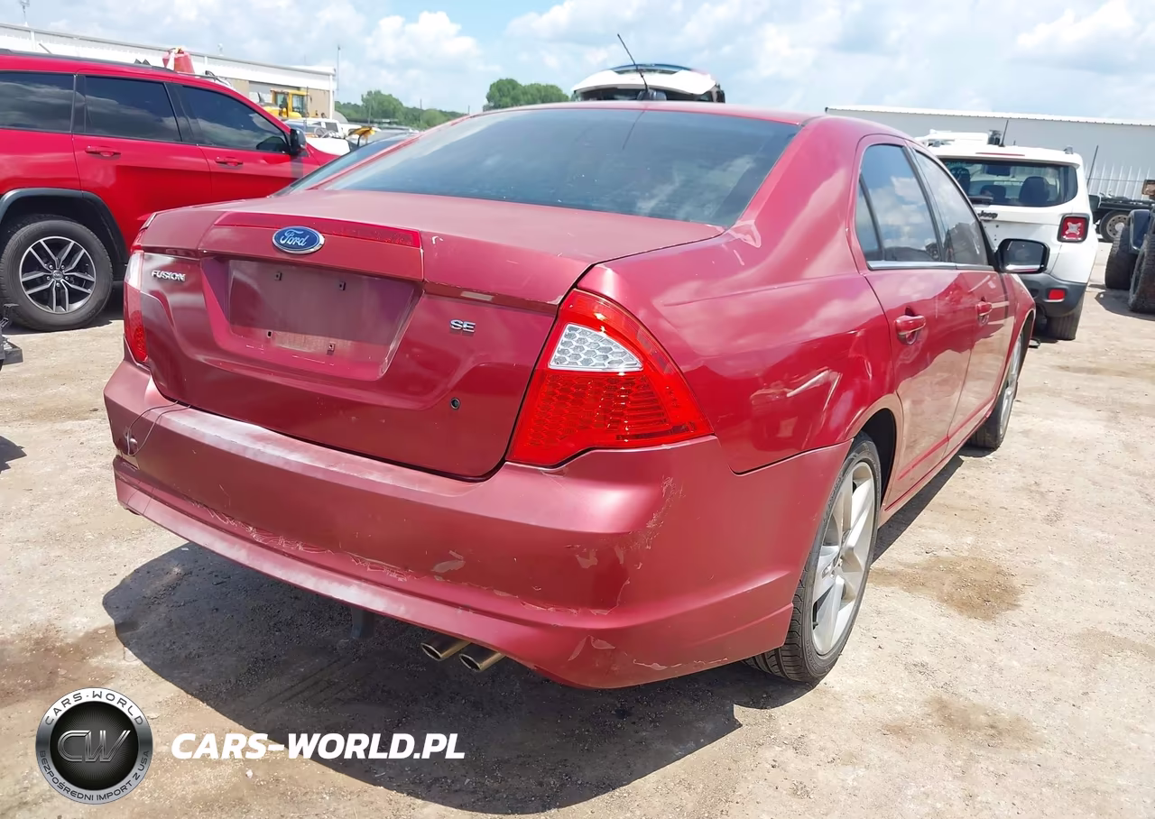 2010 Ford Fusion Se VIN:3FAHP0HA4AR139471 - 4