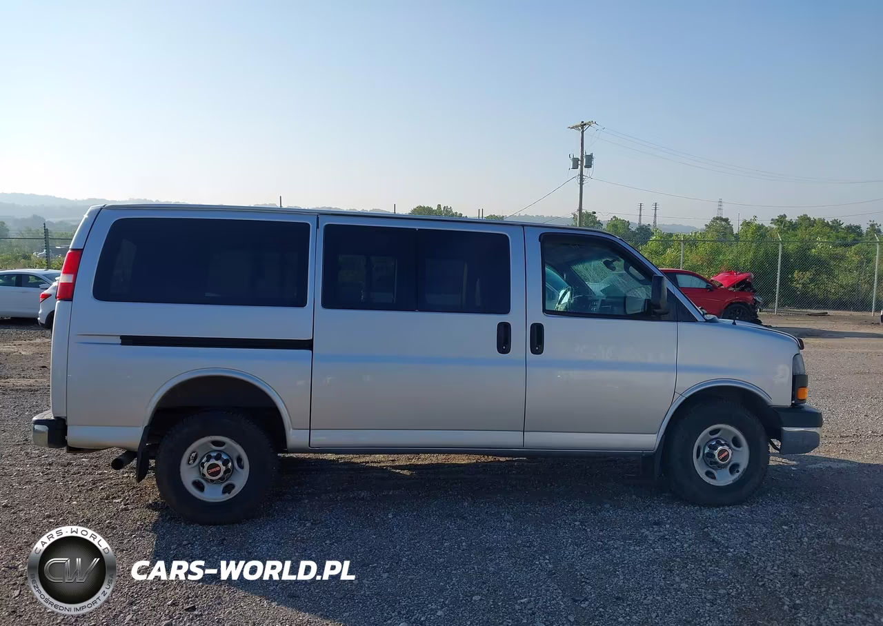2017 GMC Savana 2500 Lt VIN:1GJW7FFG2H1307228 - 13