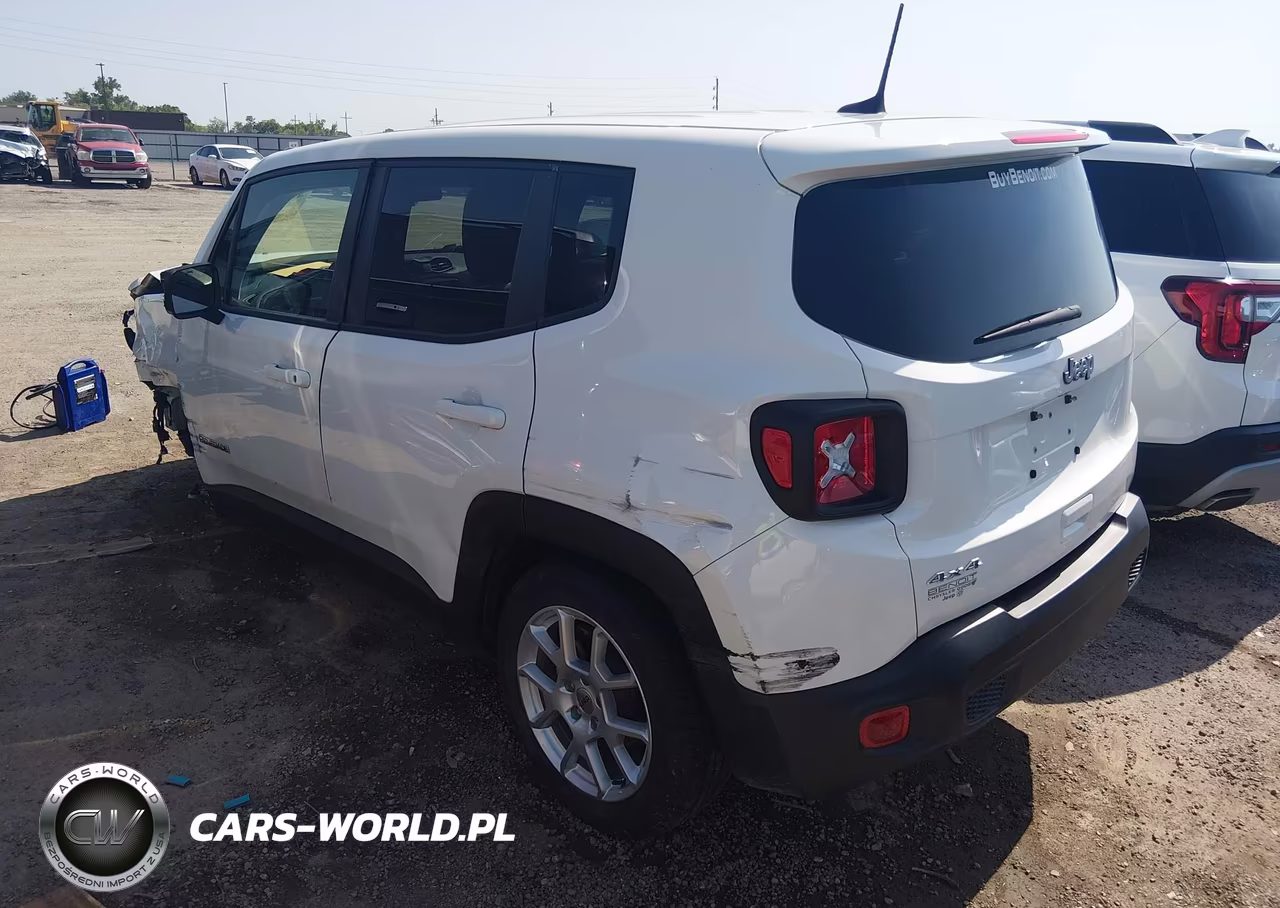 2023 Jeep Renegade Latitude 4X4 VIN:ZACNJDB17PPP34183 - 3