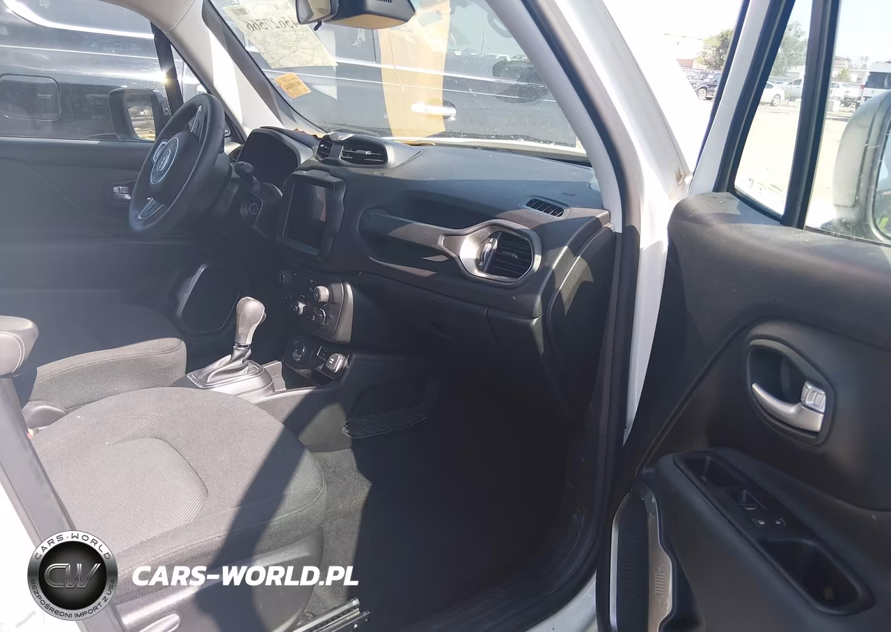 2023 Jeep Renegade Latitude 4X4 VIN:ZACNJDB17PPP34183 - 5