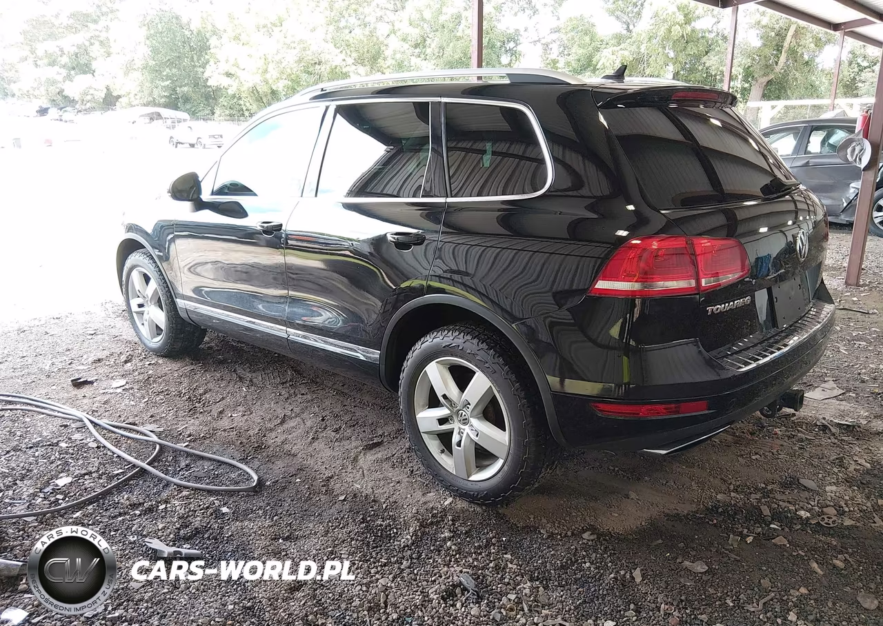 2012 Volkswagen Touareg Tdi Lux VIN:WVGEK9BP4CD012126 - 3