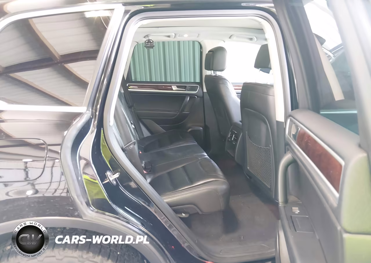 2012 Volkswagen Touareg Tdi Lux VIN:WVGEK9BP4CD012126 - 8