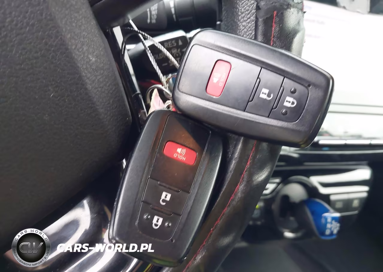 2021 Toyota Prius L Eco VIN:JTDKAMFU7M3151526 - 11