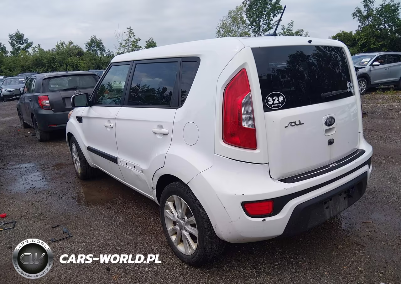 2013 Kia Soul + VIN:KNDJT2A69D7588343 - 3
