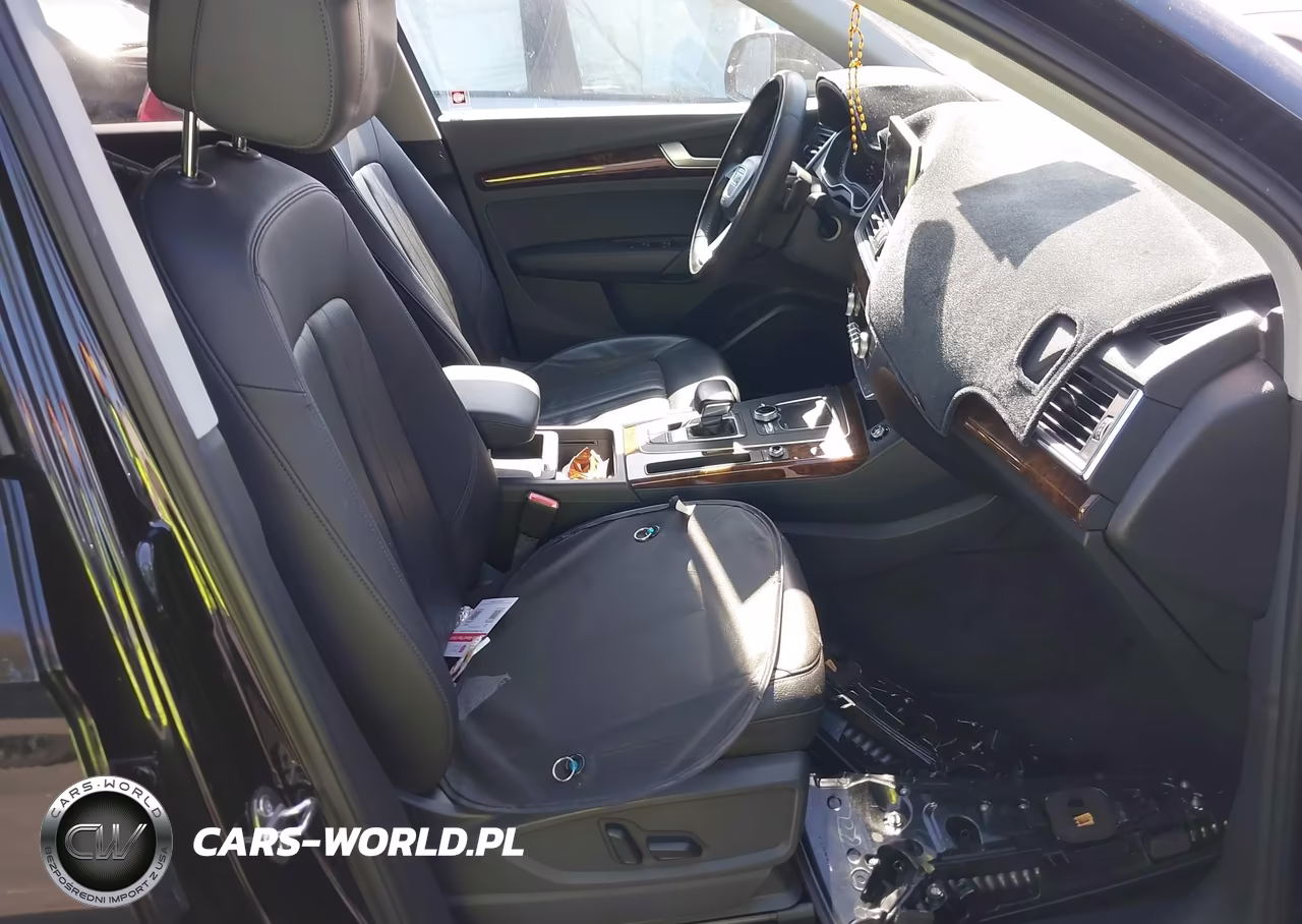 2018 Audi Q5 2.0T Premium-2.0T Tech Premium VIN:WA1ANAFY6J2049602 - 5