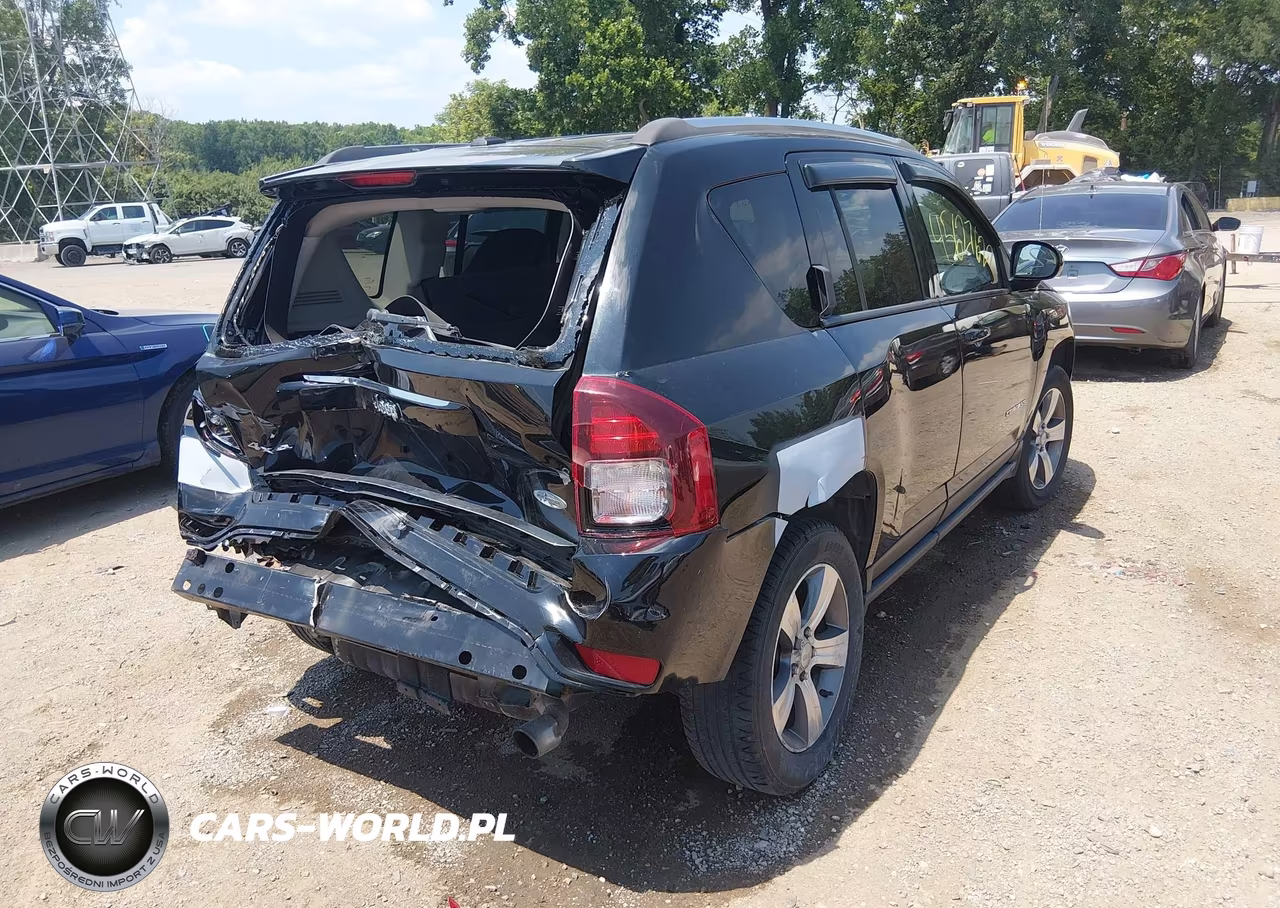 2017 Jeep Compass High Altitude VIN:1C4NJDEBXHD137245 - 4