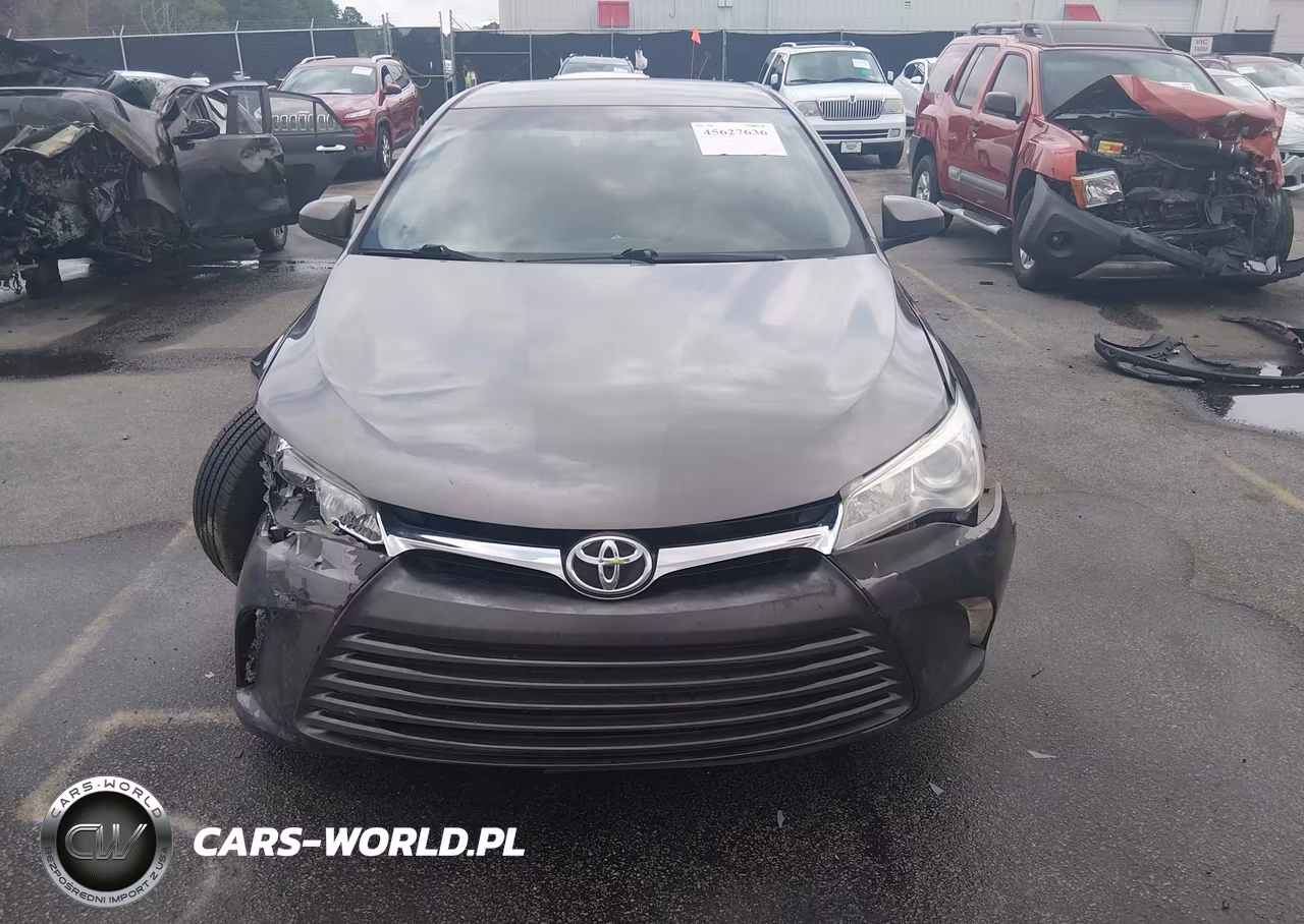 2016 Toyota Camry Le VIN:4T1BF1FK8GU152175 - 12