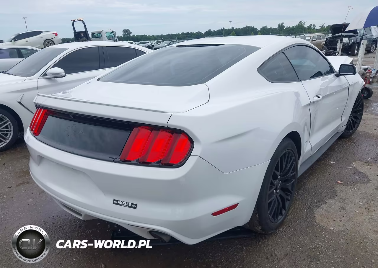 2016 Ford Mustang V6 VIN:1FA6P8AM6G5296098 - 4