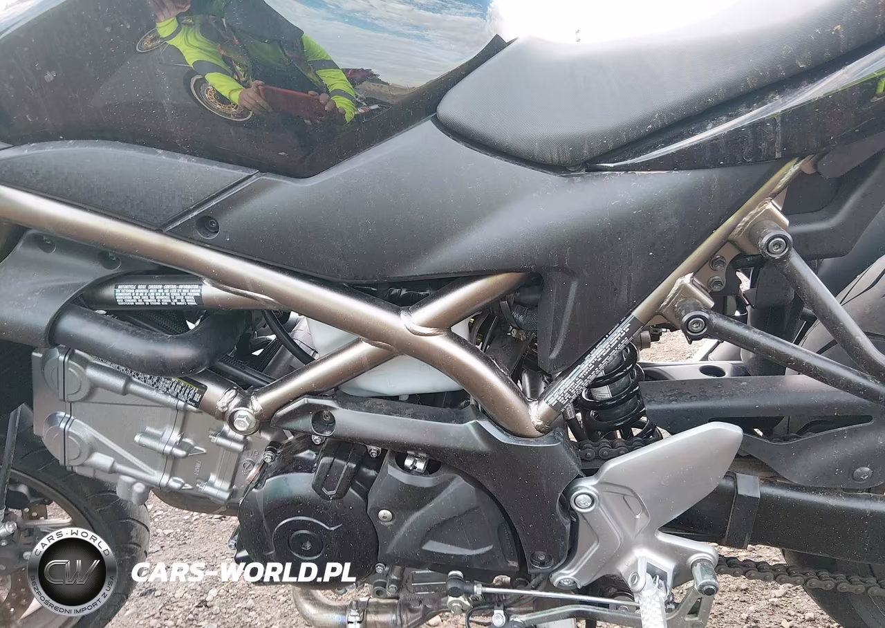 2024 Suzuki Sv650 A-X VIN:JS1VP55B8R7100404 - 9