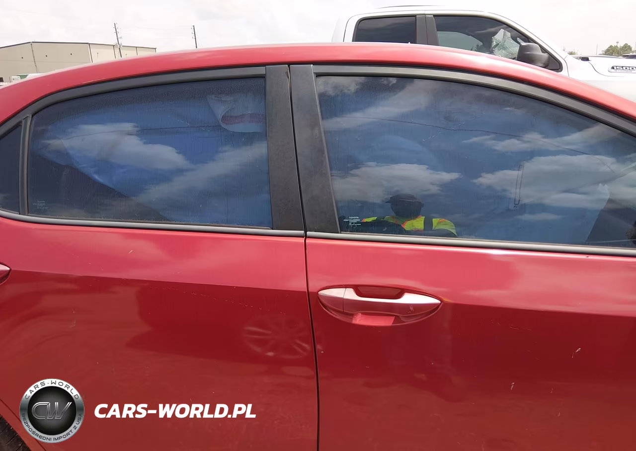 2017 Toyota Corolla Se VIN:5YFBURHE1HP633819 - 14