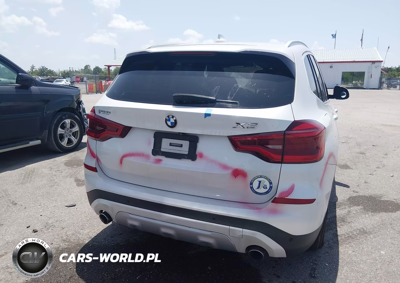 2018 BMW X3 xDrive30I VIN:5UXTR9C58JLC78130 - 16