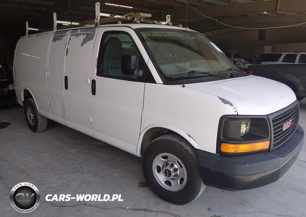 2010 GMC Savana 2500 Work Van