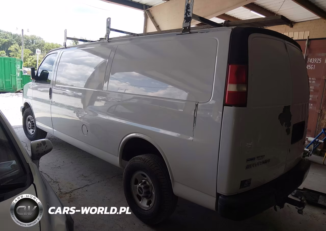 2010 GMC Savana 2500 Work Van VIN:1GTZGGBA3A1181253 - 3
