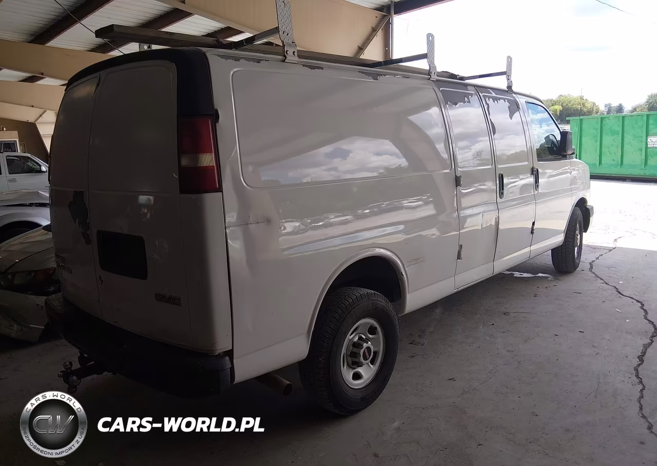 2010 GMC Savana 2500 Work Van VIN:1GTZGGBA3A1181253 - 4