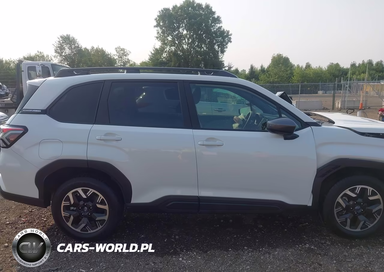 2025 Subaru Forester Premium VIN:JF2SLDDCXSH425498 - 13