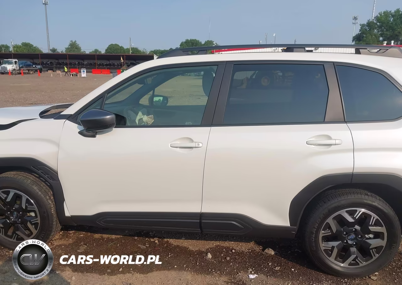 2025 Subaru Forester Premium VIN:JF2SLDDCXSH425498 - 14