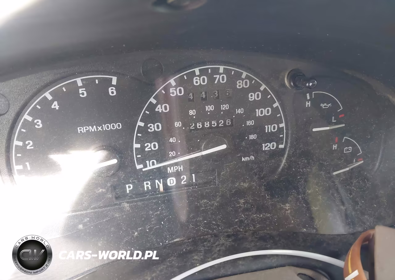 2000 Mercury Mountaineer VIN:4M2DU86P9YUJ36523 - 7