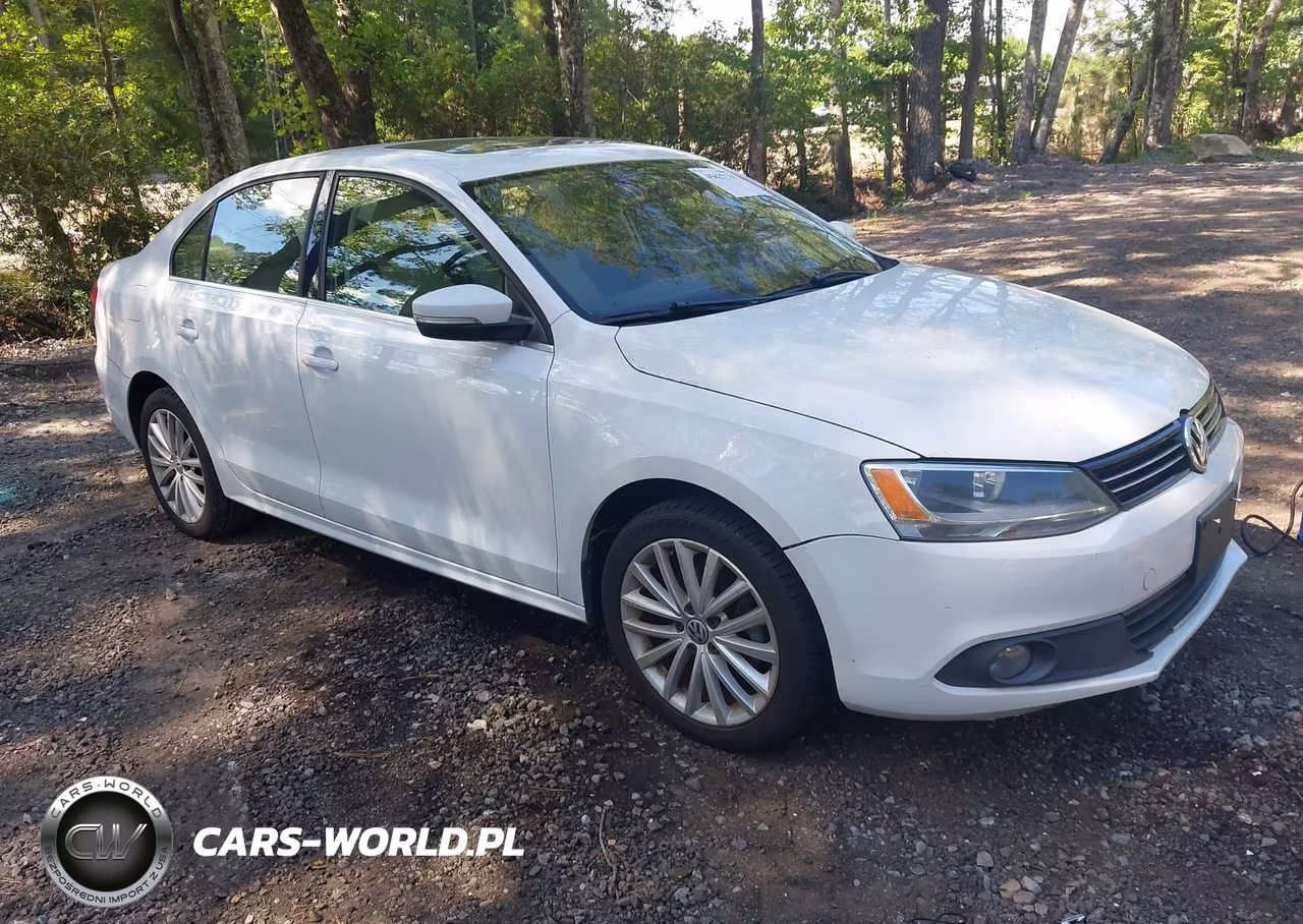 2014 Volkswagen Jetta 1.8T Sel – zdjęcie 1 z 11
