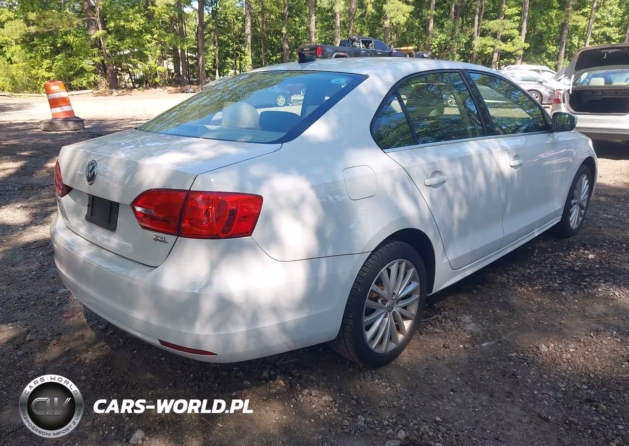 2014 Volkswagen Jetta 1.8T Sel VIN:3VWL17AJ0EM411751 - 4
