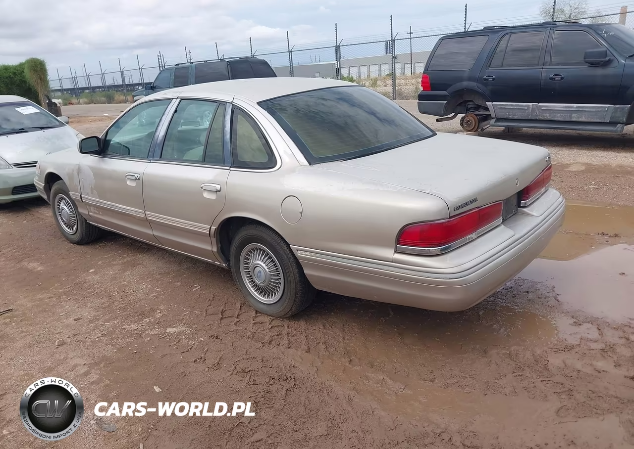 1997 Ford Crown Victoria VIN:2FALP73W3VX109665 - 3