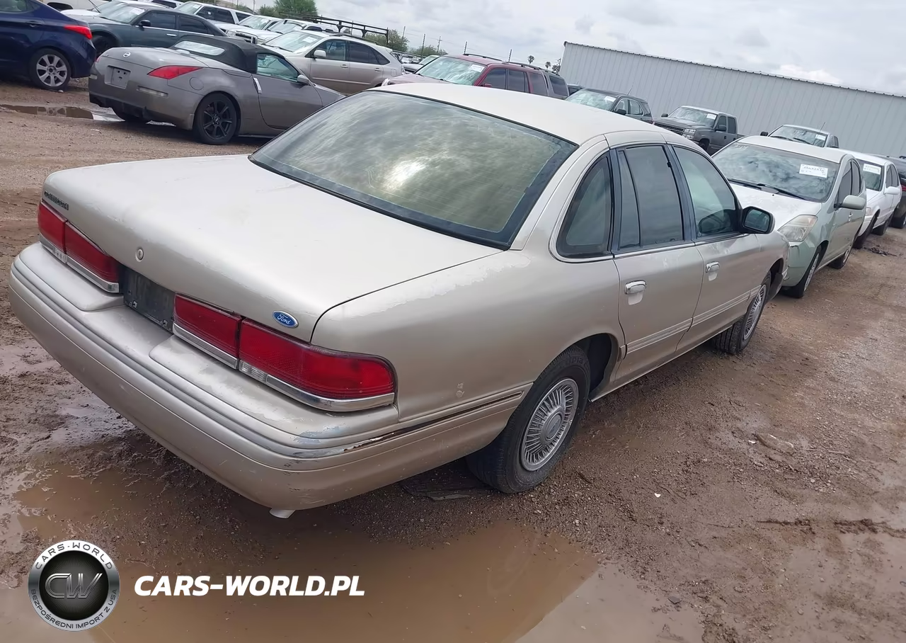 1997 Ford Crown Victoria VIN:2FALP73W3VX109665 - 4