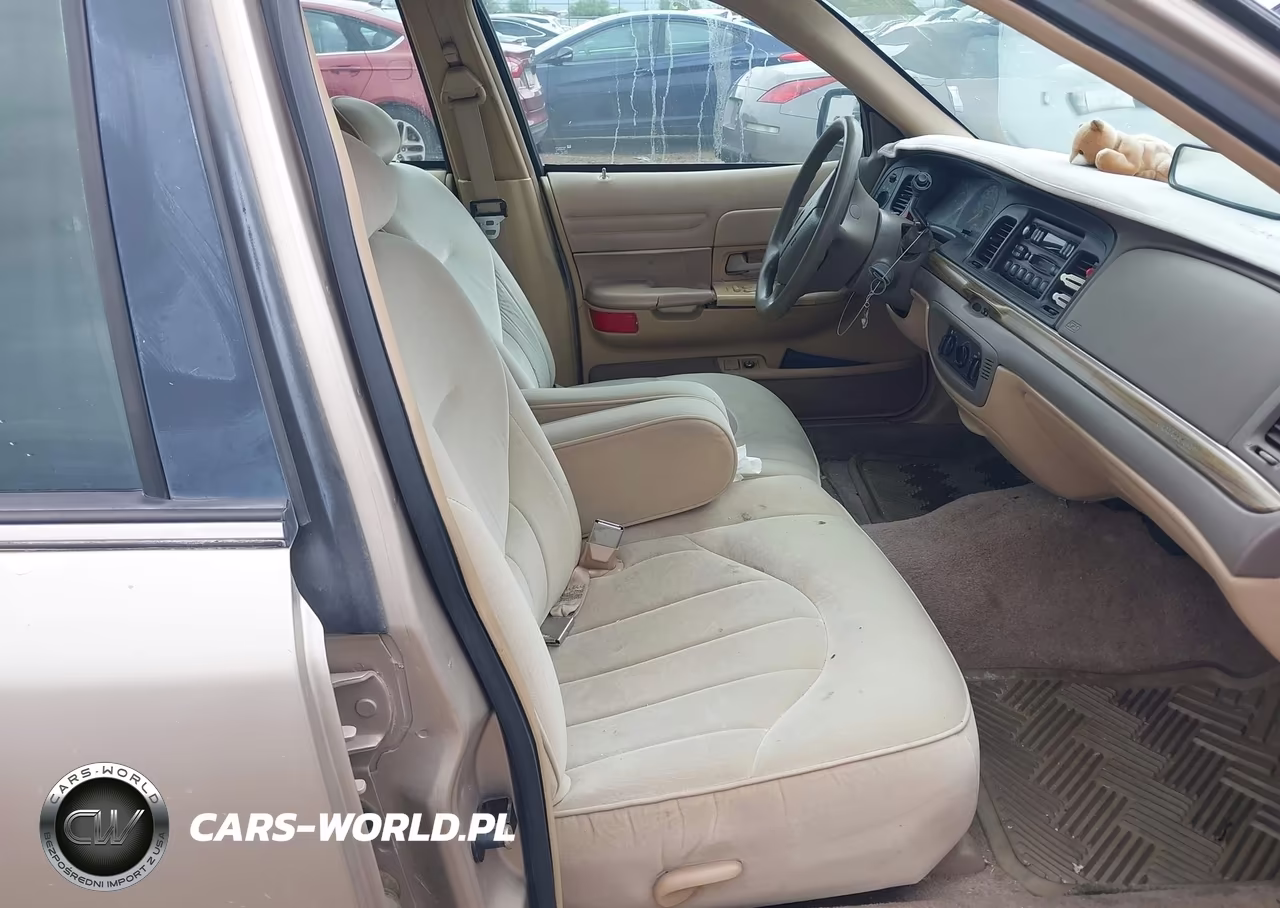 1997 Ford Crown Victoria VIN:2FALP73W3VX109665 - 5