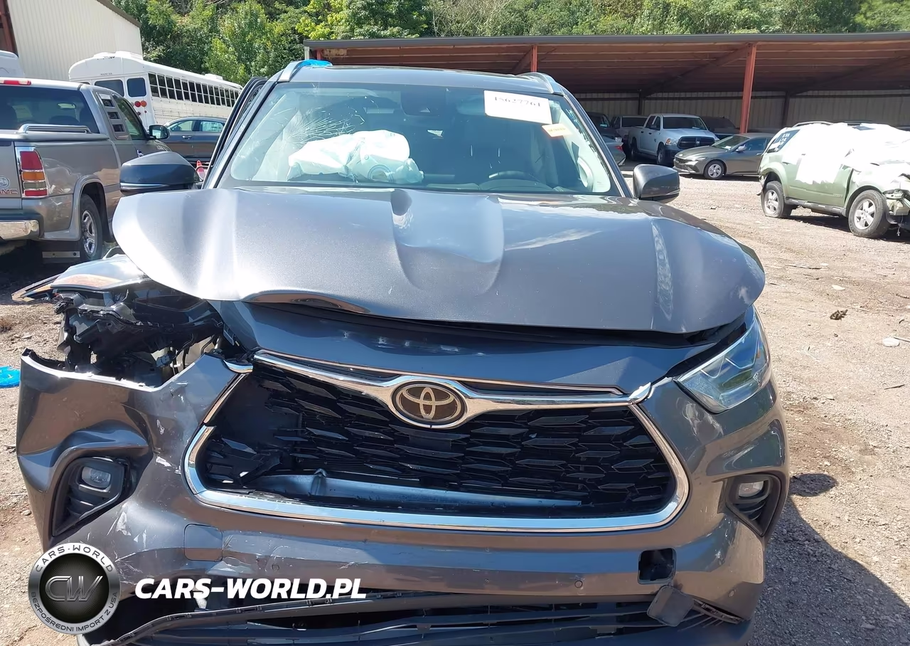2022 Toyota Highlander Limited VIN:5TDYZRAH1NS100291 - 12
