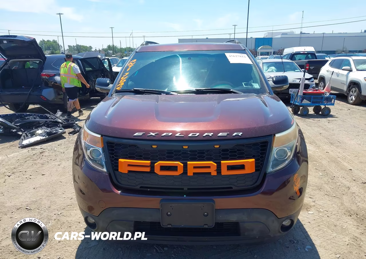 2012 Ford Explorer Xlt VIN:1FMHK8D82CGA19815 - 12