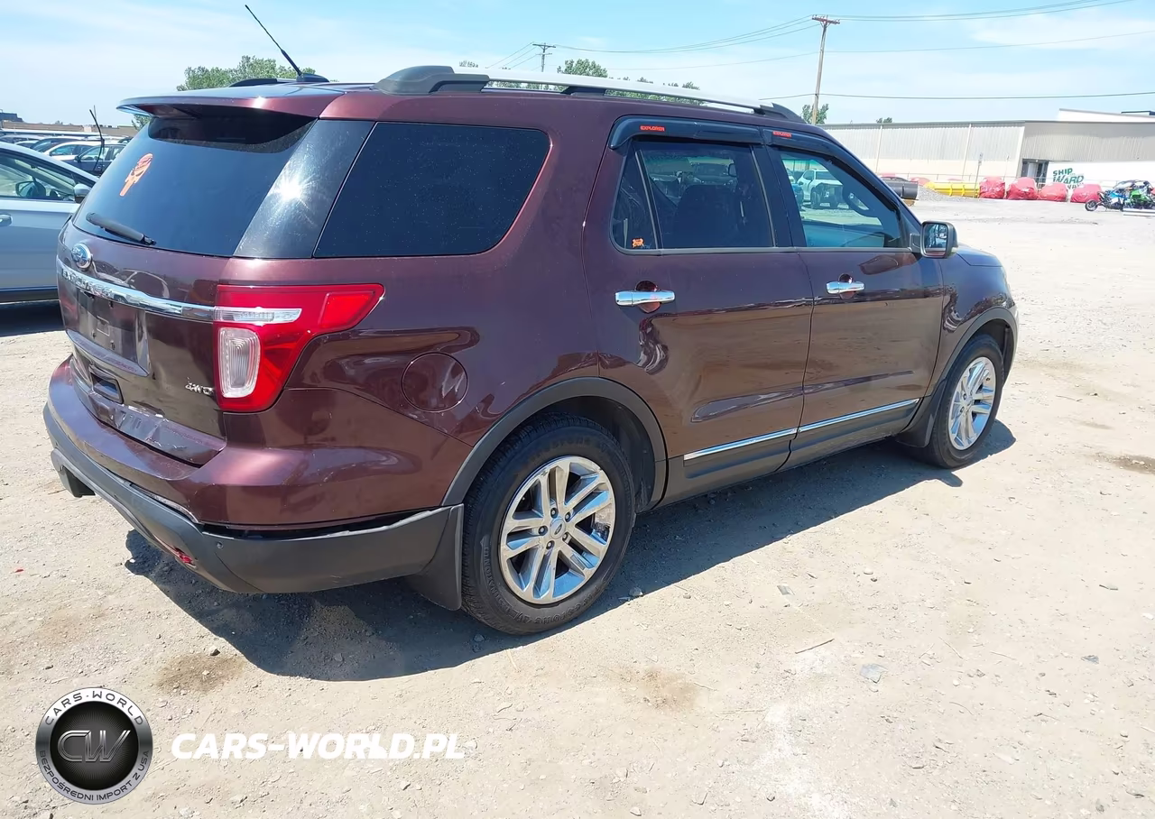 2012 Ford Explorer Xlt VIN:1FMHK8D82CGA19815 - 4