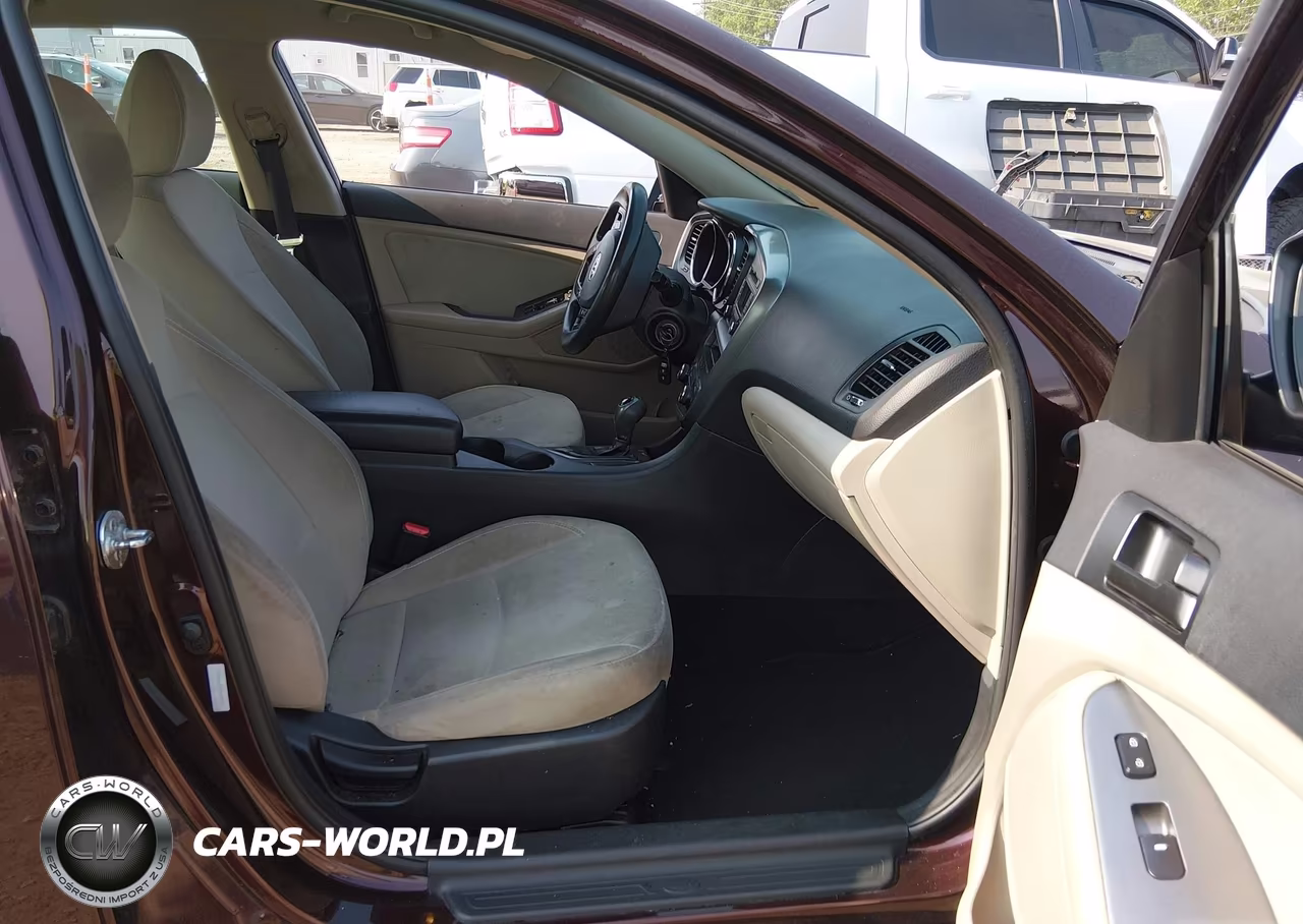 2012 Kia Optima Lx VIN:5XXGM4A76CG040981 - 5