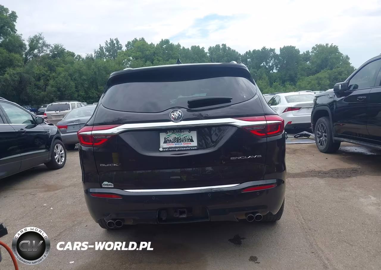 2018 Buick Enclave Essence VIN:5GAERBKW2JJ163044 - 16